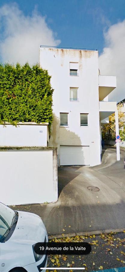 ブザンソンAve De La Vaiteアパートメント エクステリア 写真